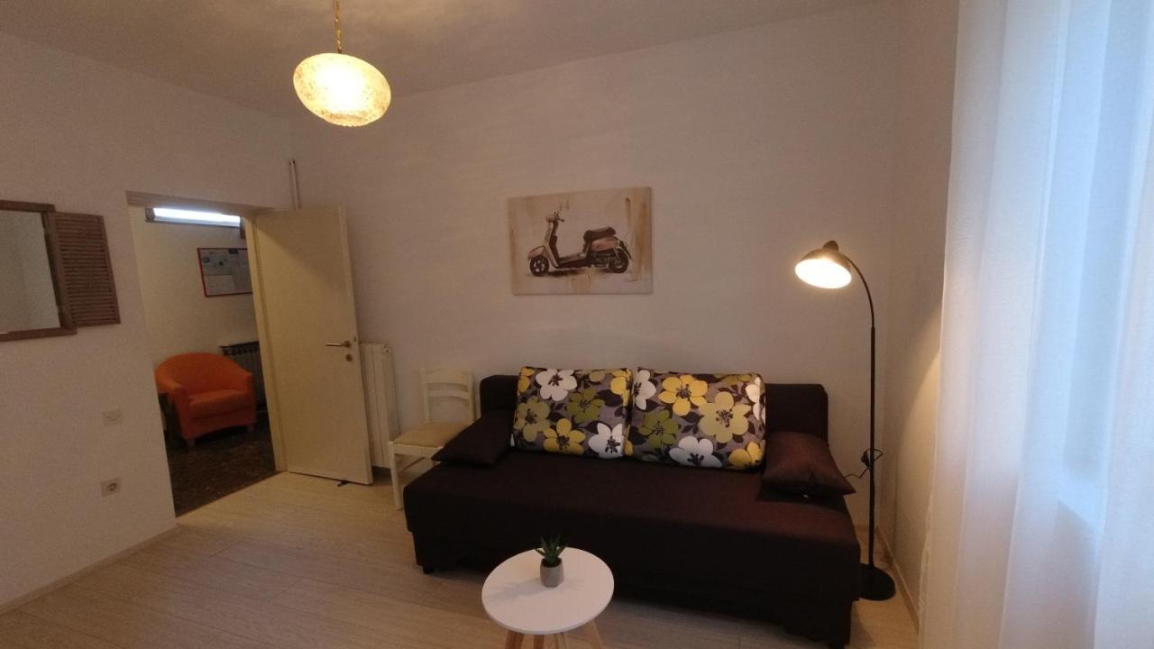 Apartments Andreja Pag Town Eksteriør billede